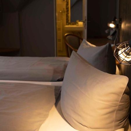 Hotel เรนด์สบูร์ก ภายนอก รูปภาพ